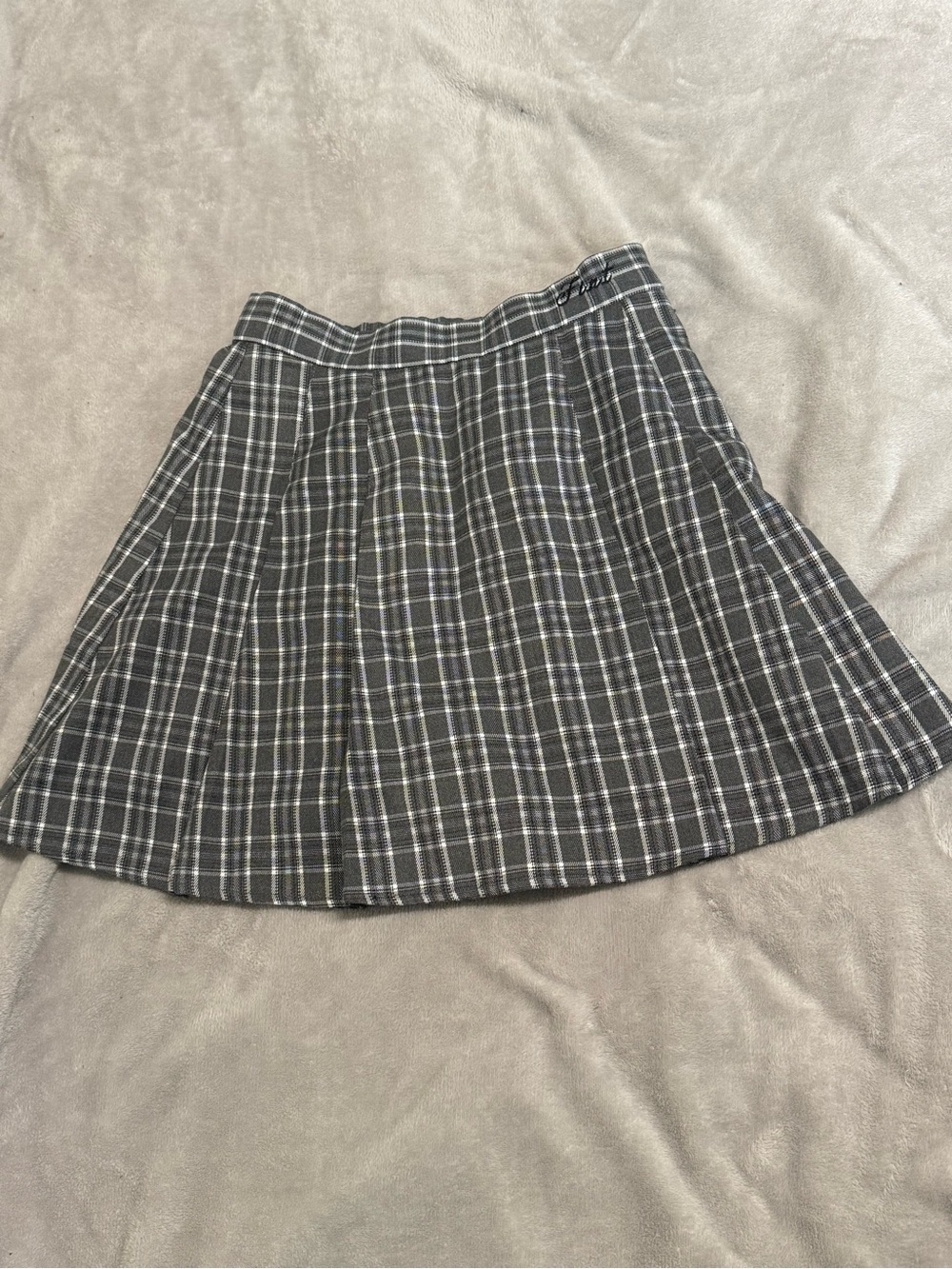Plaid Pleated Mini Skirt in Gray